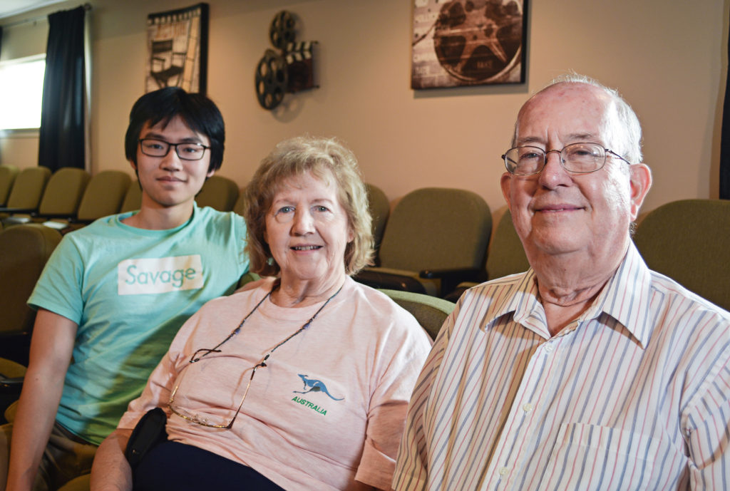 A “Grand” Plan: Seniors and “Teeniors” Come Together for Adopt-a-Grandparent Week at Meridian Village